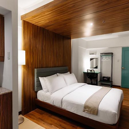 H Hotels - Metro North Uno Quezon City Buitenkant foto