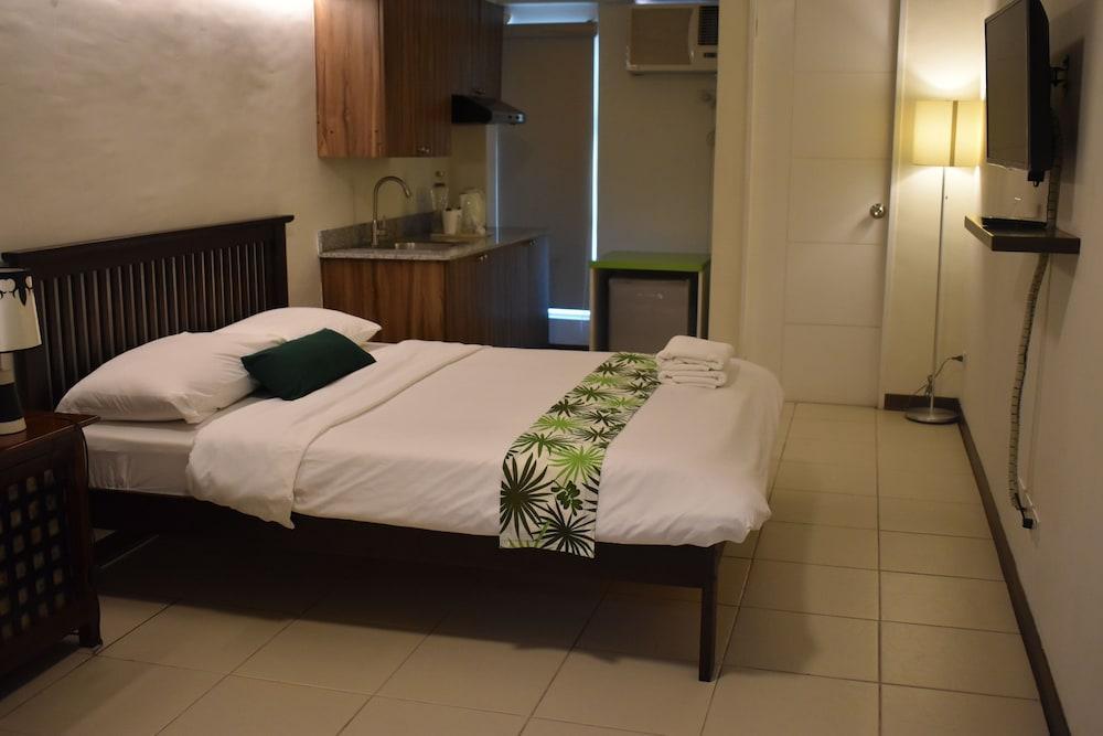 H Hotels - Metro North Uno Quezon City Buitenkant foto