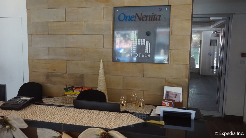 H Hotels - Metro North Uno Quezon City Buitenkant foto