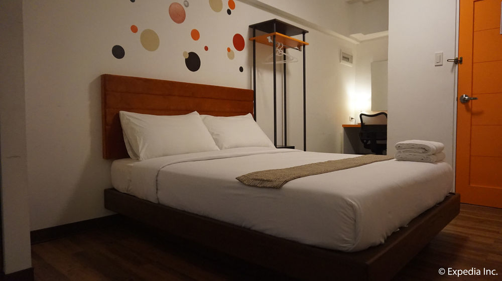 H Hotels - Metro North Uno Quezon City Buitenkant foto