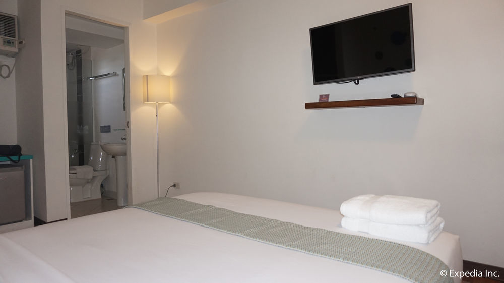 H Hotels - Metro North Uno Quezon City Buitenkant foto