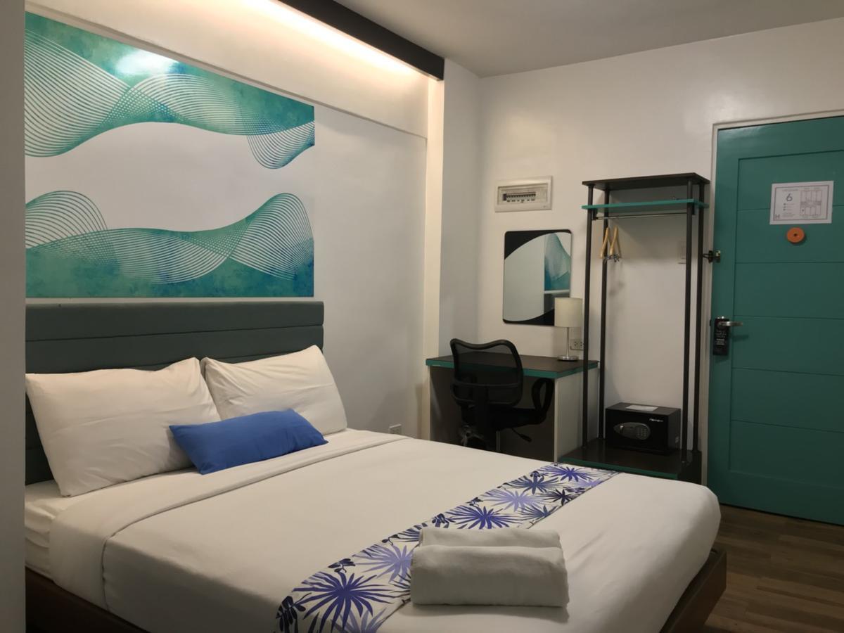 H Hotels - Metro North Uno Quezon City Buitenkant foto