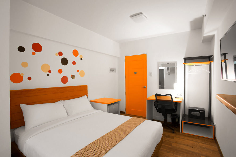 H Hotels - Metro North Uno Quezon City Buitenkant foto