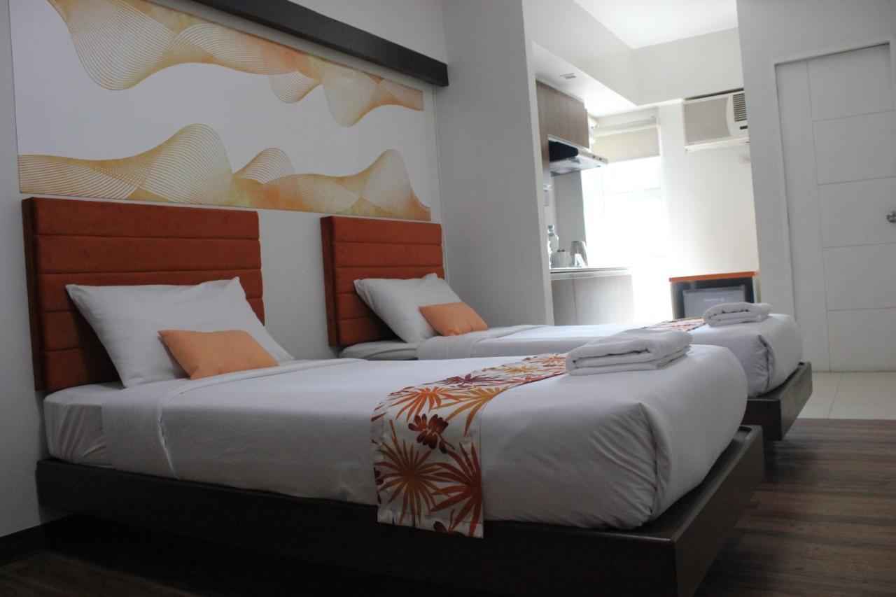 H Hotels - Metro North Uno Quezon City Buitenkant foto